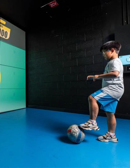 Fun football game for kids